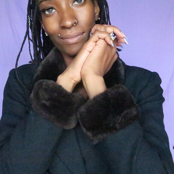 Cache faux fur jacket coat fur cuff in black and dark brown size 6. - Picture 4 of 6